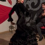 Elena Vicini bailaora flamenca Los Viernes en la Cueva